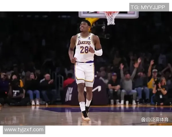 湖人116-114太阳 球员点评：2人满分，3人及格，4人低迷